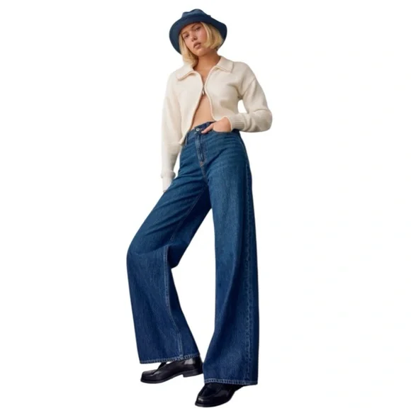 Abercrombie & Fitch High Rise Wide Leg Jean SZ 28 New - Picture 1 of 9